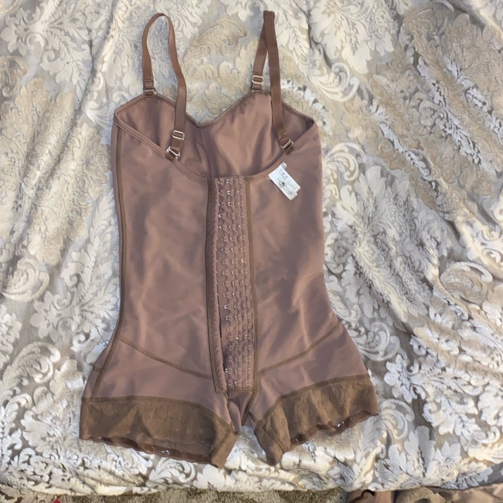 Waist cinching slimming bodysuit